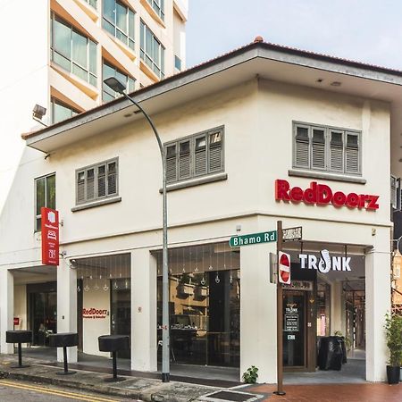 Reddoorz Premium @ Balestier Hotel Singapore Exterior photo