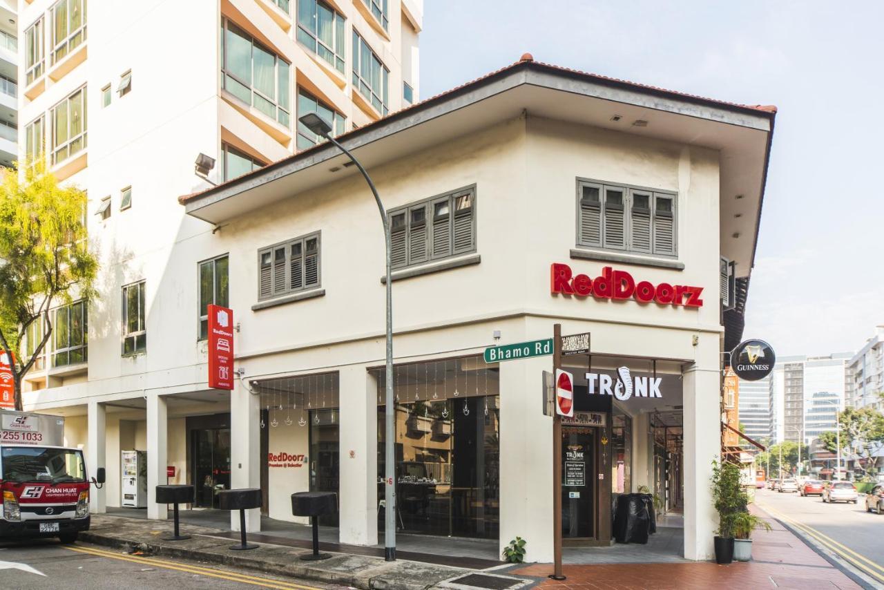 Reddoorz Premium @ Balestier Hotel Singapore Exterior photo